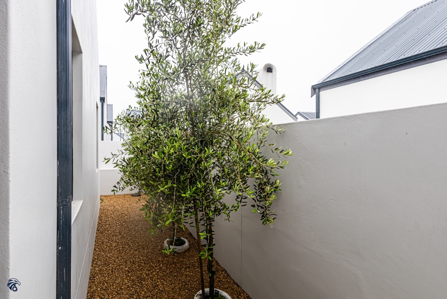 3 Bedroom Property for Sale in Laguna Western Cape